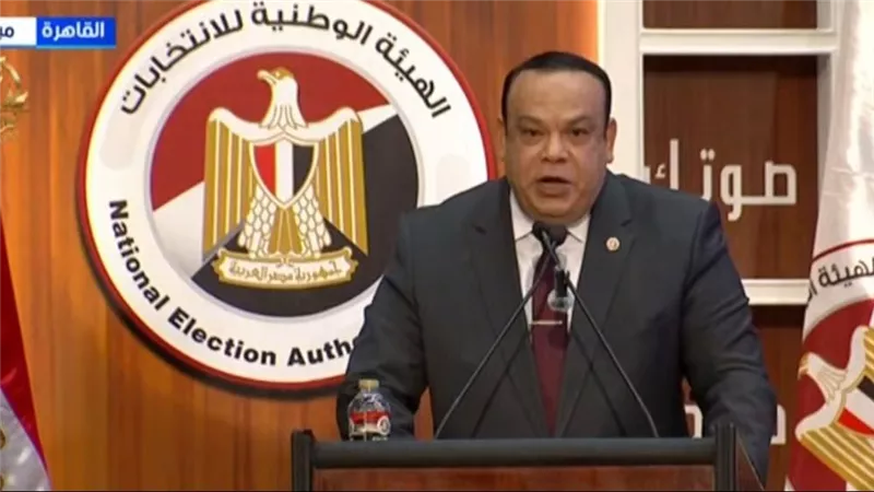 رئيس الهيئة الوطنية للانتخابات يستقبل العزاء فى حرمه اليوم