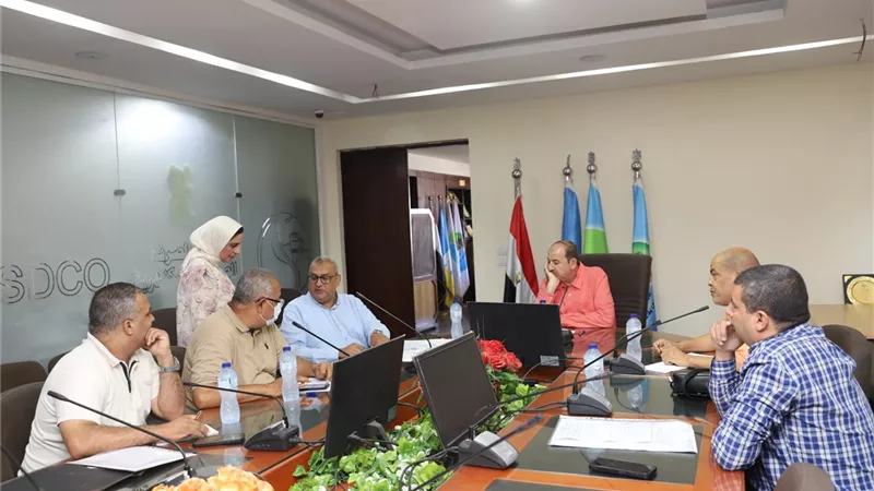 اجتماع بين شركة الصرف الصحي بالإسكندرية والجهاز التنفيذي للمشروعات