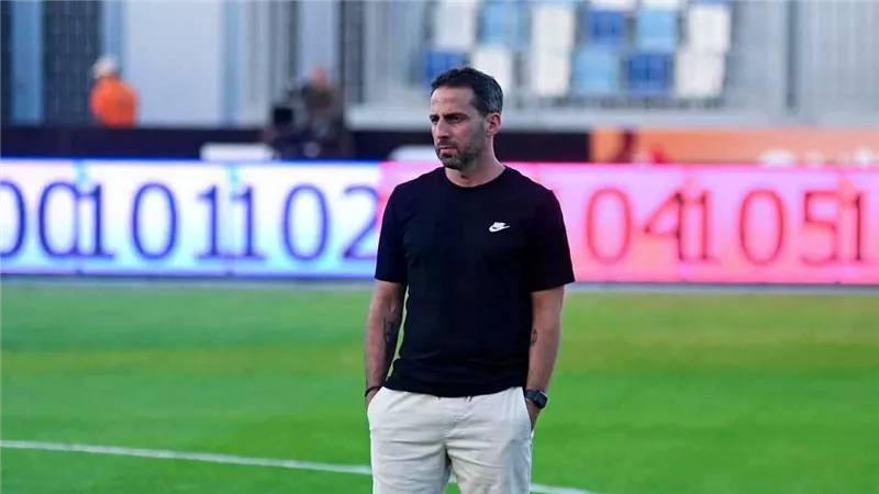 الأزمة تتصاعد .. يانيك فيريرا يهدد الزمالك ويمنحه مهلة محددة