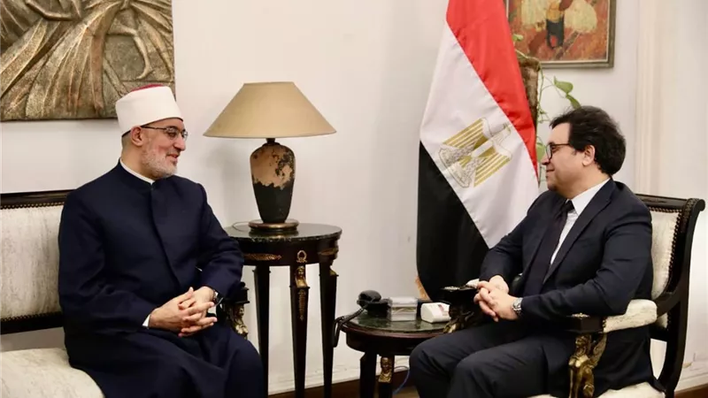 وزير الثقافة يستقبل مفتي الجمهورية لبحث تعزيز التعاون المشترك في نشر الوعي
