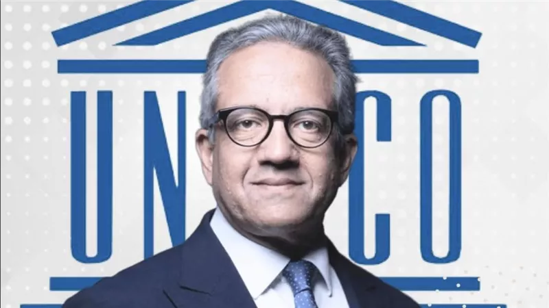 بعد فوزه بانتخابات اليونسكو.. حزب العدل يهنئ الدكتور خالد العناني
