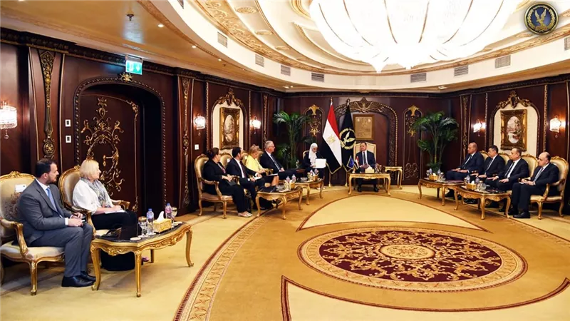 المدير التنفيذي لوكالة الاتحاد الأوروبي يشيد بجهود الداخلية في مكافحة المخدرات