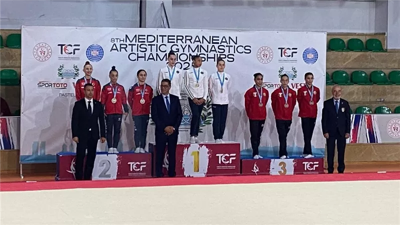 صبحي يهنئ منتخب الجمباز الفني بذهبية البحر المتوسط للناشئين وبرونزية الناشئات 