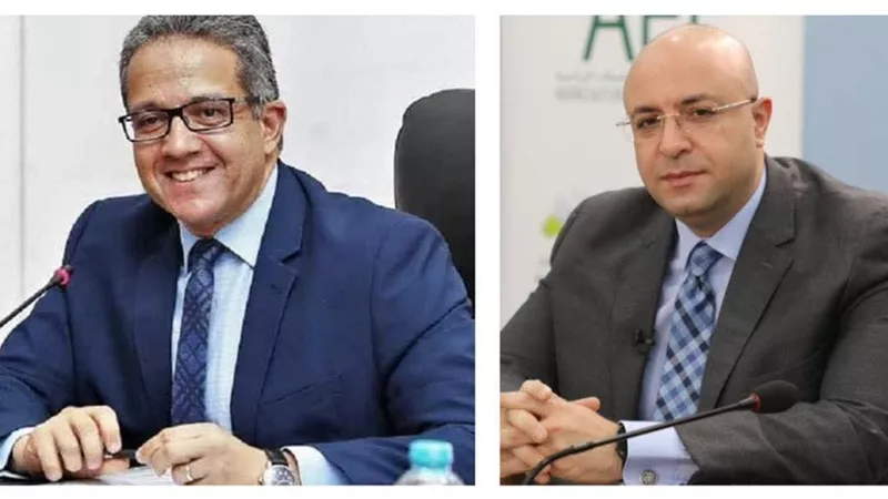 محافظ بني سويف يهنئ خالد العناني بفوزه بمنصب مدير عام منظمة اليونسكو