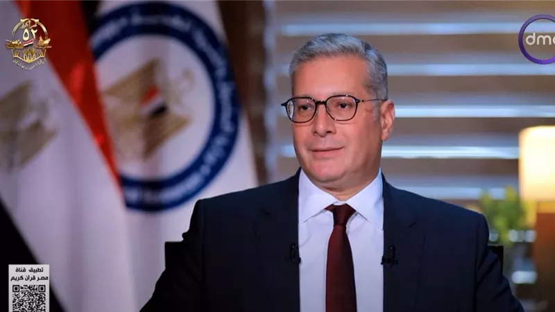 وزير البترول يُصدر تكليفات بضمان حصول العمالة على مستحقاتهم وتطبيق الحد الأدنى