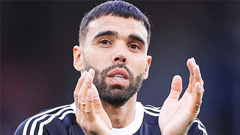 أرسنال يُكافئ ديفيد رايا بعقد جديد حتى عام 2028 بعد تألقه اللافت