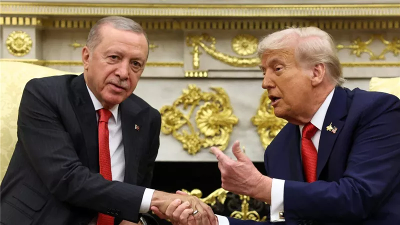 أردوغان يكشف: ترامب طلب من تركيا إقناع 