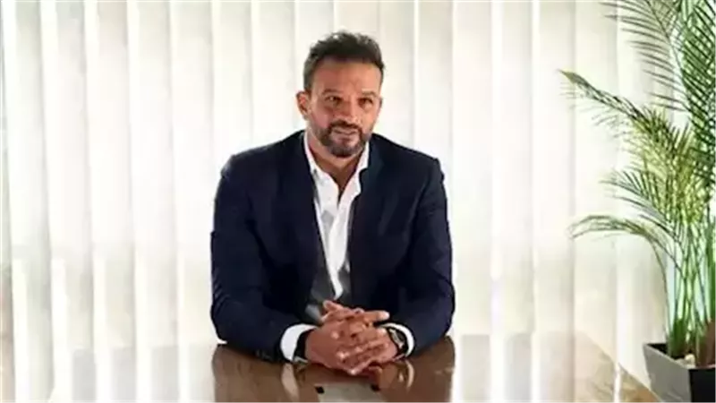 أيمن عباس: مصر تملك ثروة سياحية فريدة وتحتاج إلى خطط إدارة لا مدن ترفيهية
