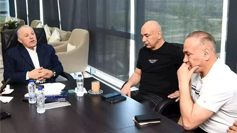 نادر السيد: حسام حسن مطالب بالاعتذار لرئيس اتحاد الكرة