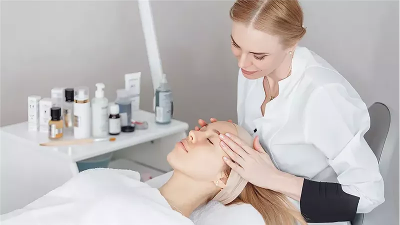 خبيرة تجميل: المصداقية سر النجاح وثقة المتابعين مش بتيجي بسهولة 