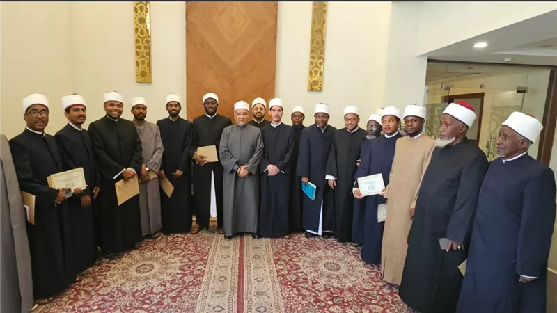استقبال رسمي وشعبي للأئمة المشاركين في دورة الأزهر بعد تأهيلهم العلمي والدعوي 