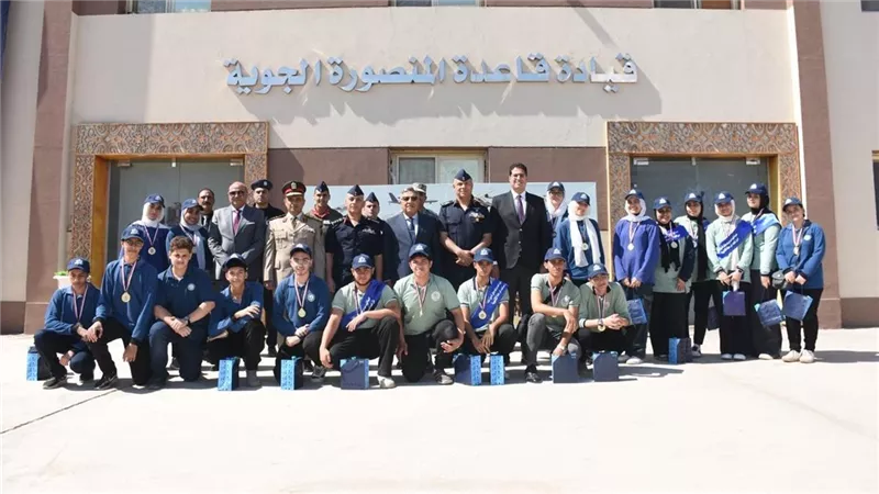 من قلب قاعدة الانتصارات.. محافظ الدقهلية ونائبه يزوران قاعدة المنصورة الجوية