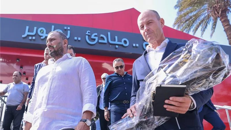 سوروب: أتشوق لبداية عملي مع الأهلي.. ومن الطبيعي أن أتلقى  عروضا كبيرة 