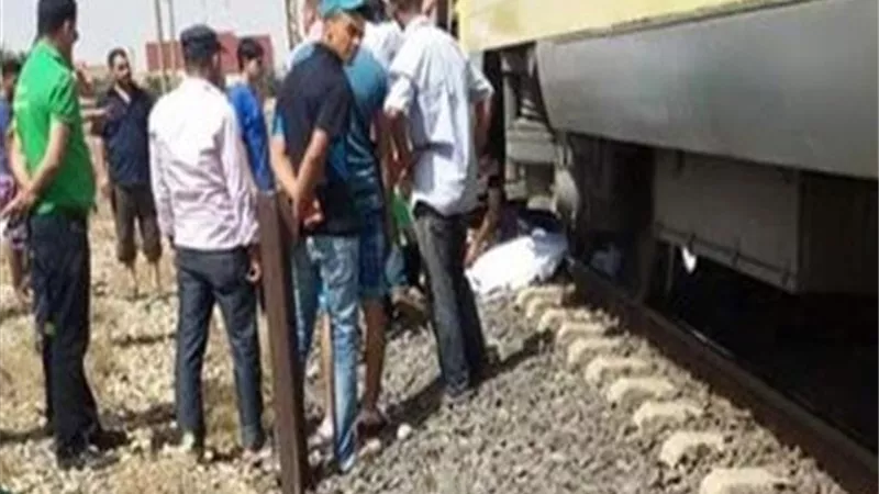 دماء على القضبان.. مصرع شخص أسفل عجلات قطار طنطا أثناء عبوره شريط السكة