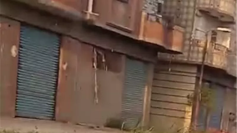  من قلب طنطا.. أهالي شارع مصطفى مذيكو يستغيثون بسبب غياب الصرف الصحي