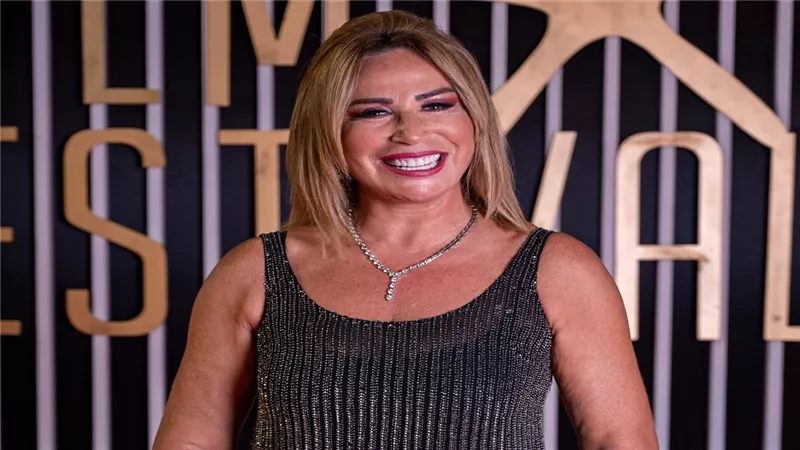 الليلة.. إيناس الدغيدي وزوجها في ضيافة «الصورة» مع لميس الحديدي 