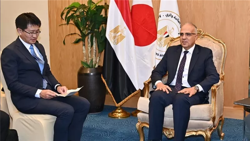 وزير الري: إنشاء مجموعة قناطر ديروط الجديدة بنسبة تنفيذ 90 %  