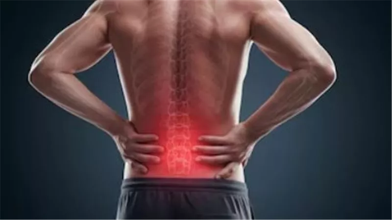 قلة النوم تؤدي إلى تفاقم آلام التهاب المفاصل.. كيف وما يمكنك فعله؟