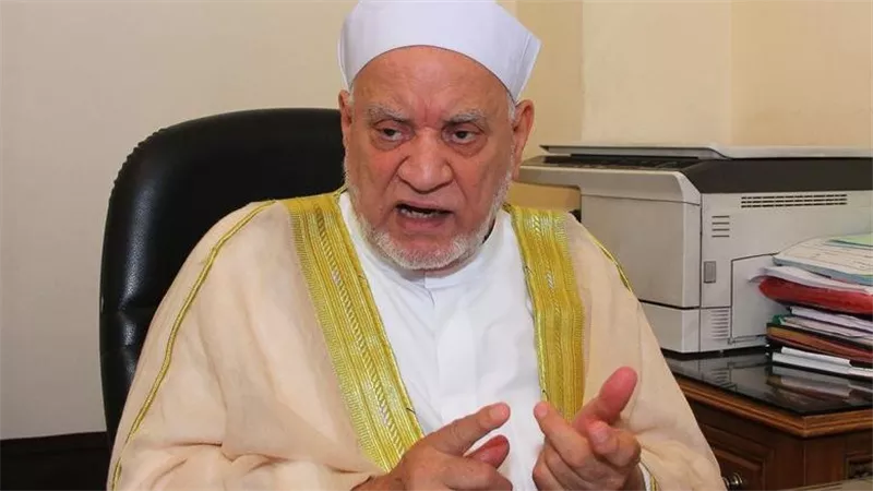 الشيخ مصطفى شعبان: الدكتور أحمد عمر هاشم أيقونة علمية أثرت وجدان المجتمع