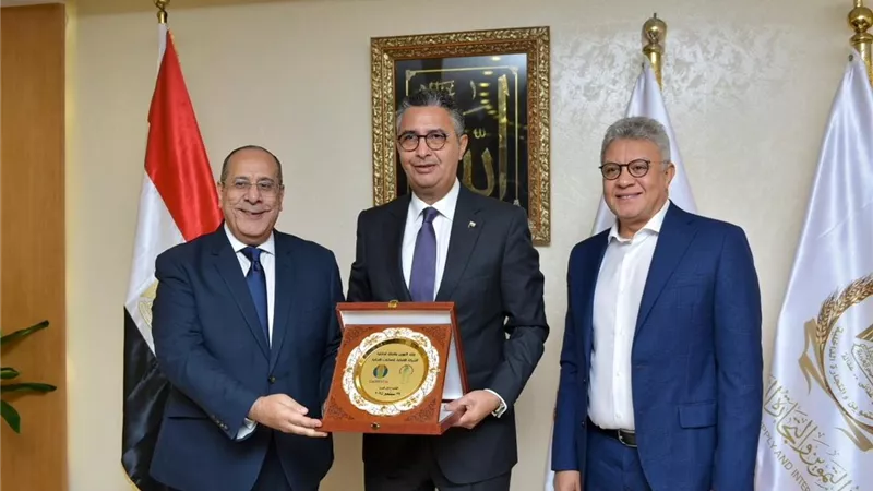 وزير التموين يترأس اجتماع الجمعية العامة للشركة القابضة للصناعات الغذائية