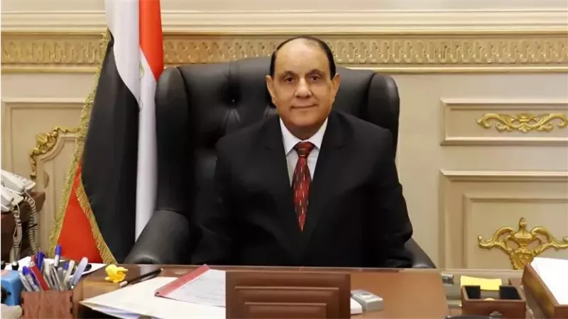 تعيين المستشار حسني عبد اللطيف رئيس النقض السابق في مجلس الشيوخ 