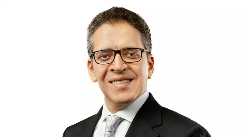 بعد قرار الرئيس بتعيينه في الشيوخ.. من هو مهاب مجاهد؟