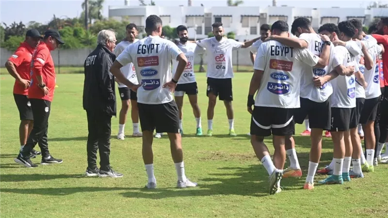 رابطة الأندية ترد على مدرب منتخب مصر: لن نكون شماعة للفشل