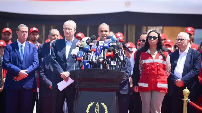 هؤلاء زاروا معبر رفح دعمًا لغزة قبل إعادة فتحه.. اعرف أبرز الأسماء