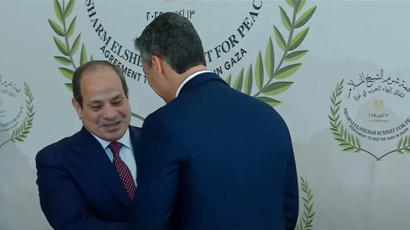  الرئيس السيسي يستقبل قادة وزعماء دول العالم المشاركين في قمة شرم الشيخ
