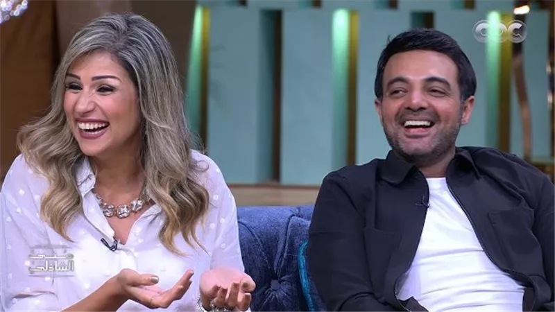 عمرو محمود ياسين يعلن خروج زوجته آيات أباظة من العمليات 