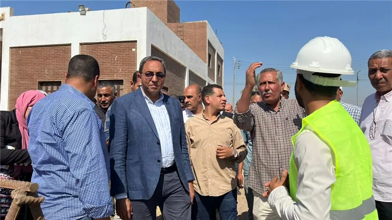 محافظ قنا يفتتح مبنى مديرية التموين بعد تطويره ويطلق مبادرة لتكريم المتميزين 
