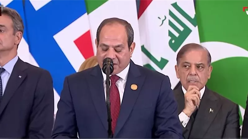 السيسي: هذه اللحظة التاريخية الفاصلة لإنهاء الحرب في قطاع غزة