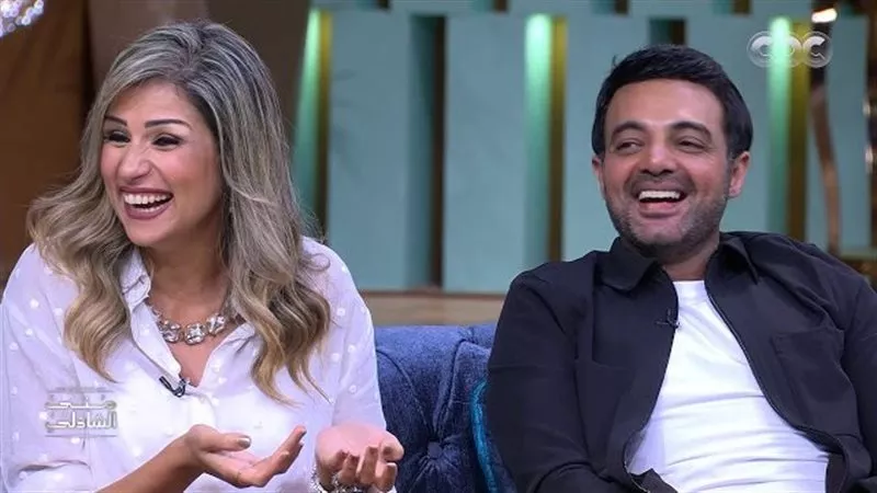 ادعوا لها بالشفاء .. عمرو ياسين يطلب الدعاء لزوجته بعد دخولها غرفة العمليات