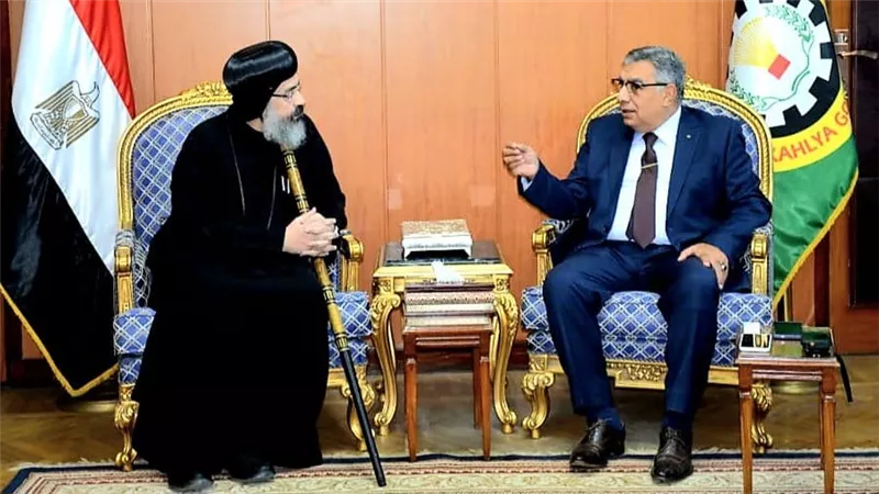 محافظ الدقهلية يستقبل وفد الكنيسة للتهنئة بذكرى انتصارات أكتوبر الـ52