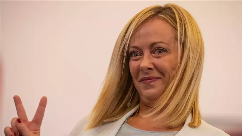 سياسية منذ الصغر ومتهمة بالإبادة .. من هي ميلوني رئيسة وزراء إيطاليا