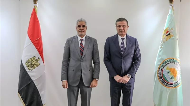 وزير الزراعة يبحث مع نظيره الموريتاني تعزيز سبل التعاون الزراعي المشترك