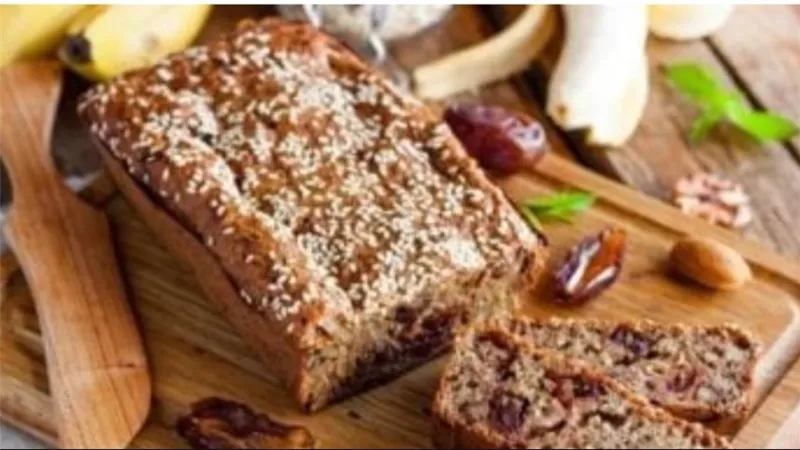 كيكة البلح الصحية.. طاقة طبيعية ومذاق رائع في وصفة واحدة