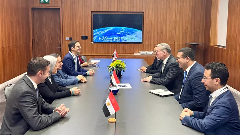 مصر تطرح مزايدة عالمية جديدة للتنقيب عن الغاز والبترول بالبحر الأحمر