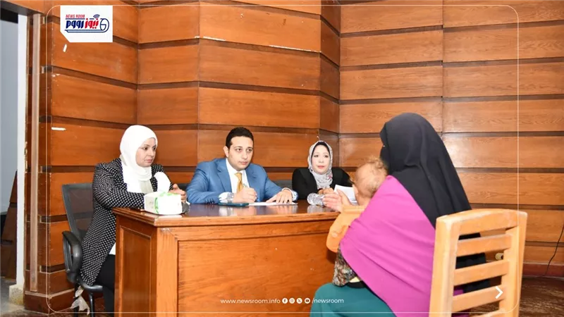 بحث 125 شكوى وطلب من القيادات التنفيذية بلقاءات للمواطنين بمختلف مراكز الفيوم