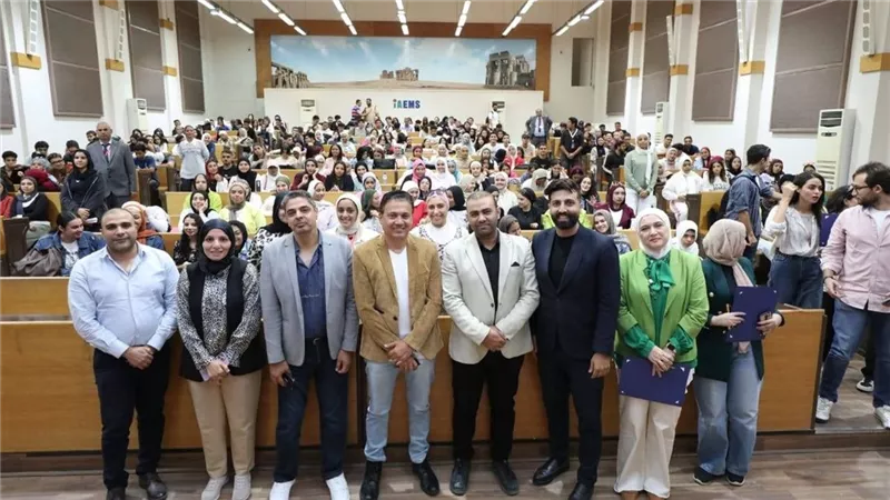  كيف تصنع طريقك في الإعلام..ندوة  تثقيفية بالأكاديمية الدولية لعلوم الهندسة 