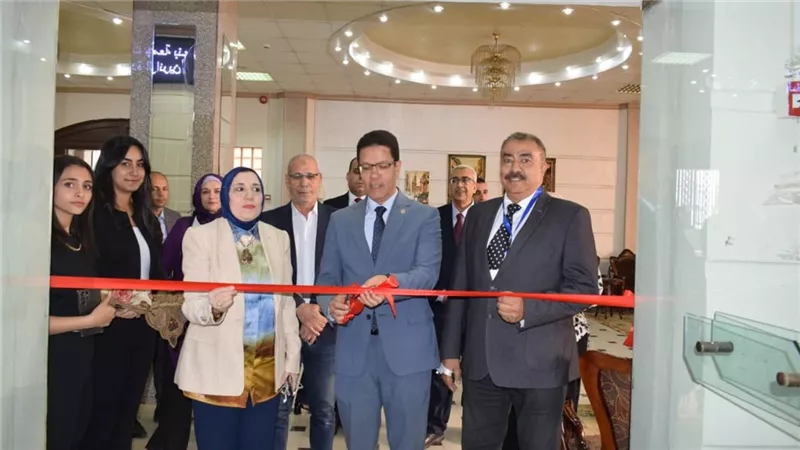 افتتاح معرض المشروعات الطلابية خلال المؤتمر الرابع للدراسات العليا ببنها