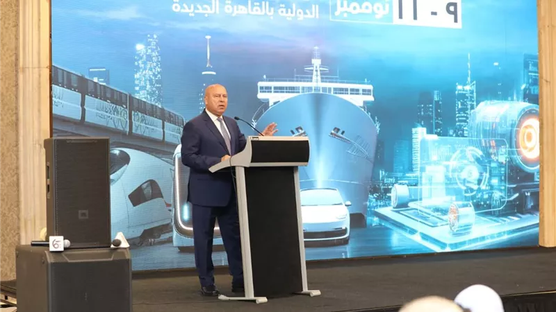 كامل الوزير:مصر تنتج عربات البضائع محليًا وتسعى لتوطين مكونات القطارات بالكامل