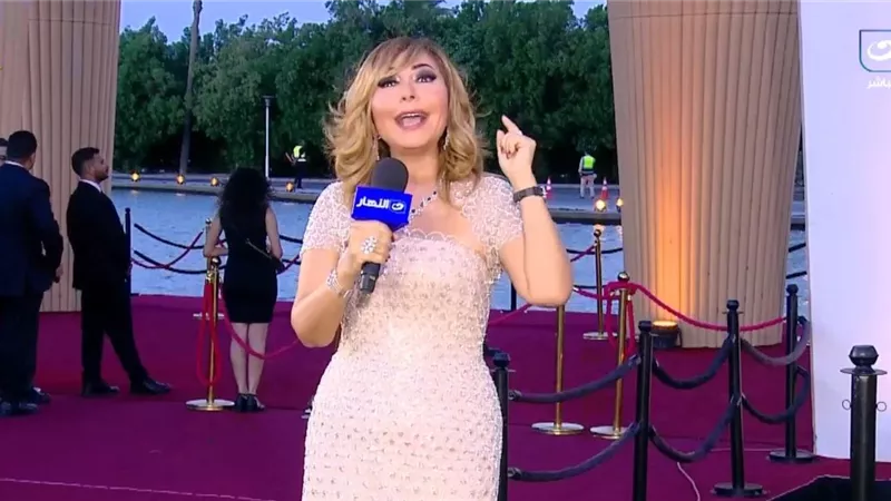 لميس الحديدي في ظهور جذاب: مهرجان الجونة حدث ضخم يليق بمكانة السينما المصرية