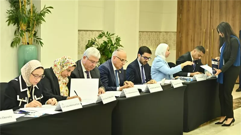  فوز طلاب جامعة حلوان بالمركز الأول عن مشروع لتحلية مياه البحر 
