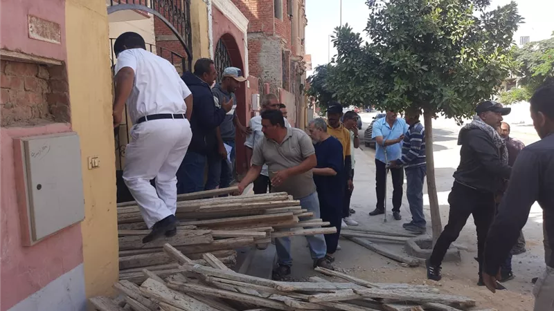 حملات موسّعة لإيقاف المخالفات البنائية بالعاشر من رمضان