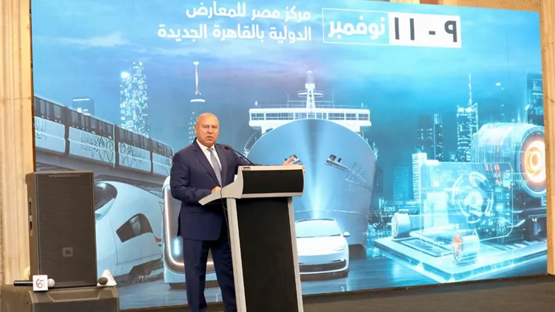 ردا على«نيوز رووم» كامل الوزير يكشف مراحل توطين صناعة القطارات السريعة في مصر