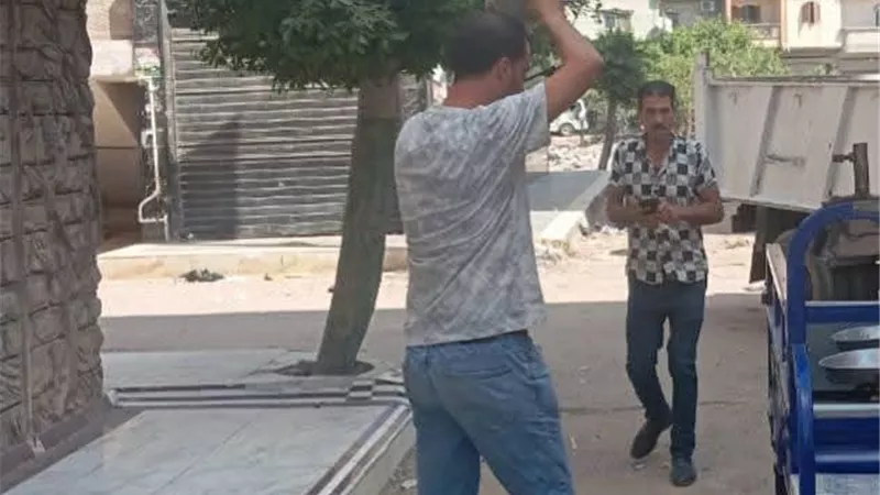كفر الدوار تواصل حملاتها لمصادرة مكبرات الصوت وإزالة الإشغالات