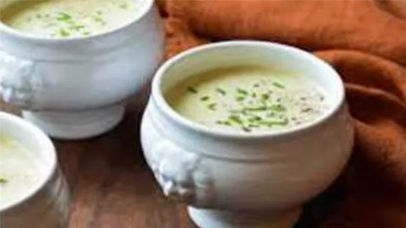 شوربة البطاطس الكريمية الأصلية.. طريقة التحضير بخطوات بسيطة وطعم شهي 	