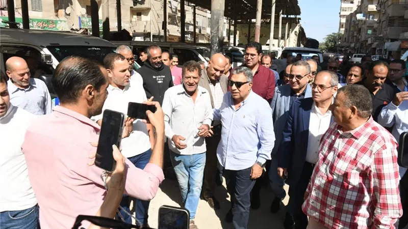 محافظ الدقهلية: استغلال المواطنين خط أحمر ولن نسمح بأى مغالاة فى الأجرة