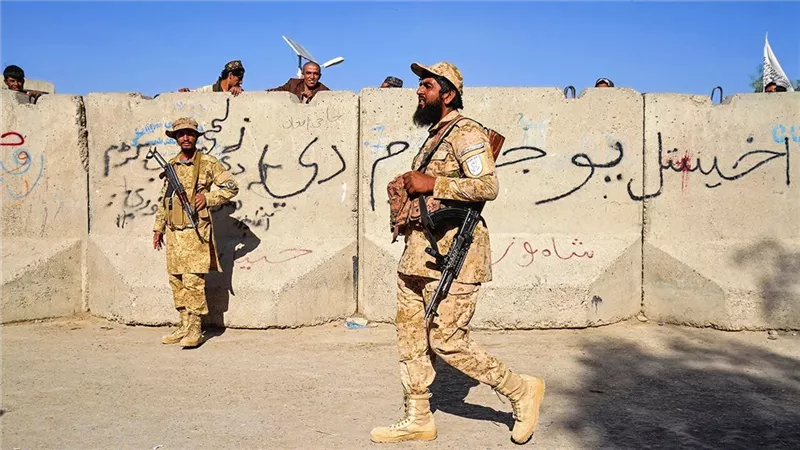 بعد وقف إطلاق النار.. مقتل 7 جنود باكستانيين قرب حدود أفغانستان lفيديو 